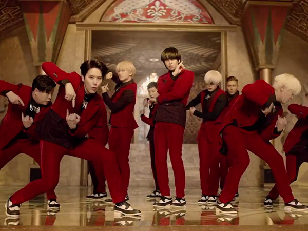 Super Junior Tunjukkan Akting Kocak dan Aksi Dance Memukau di MV 'Mamacita'!